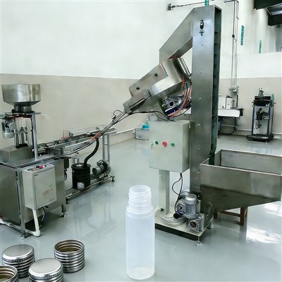 Kelionių užpildymo butelių su sriegiu dangteliu gamybos linija